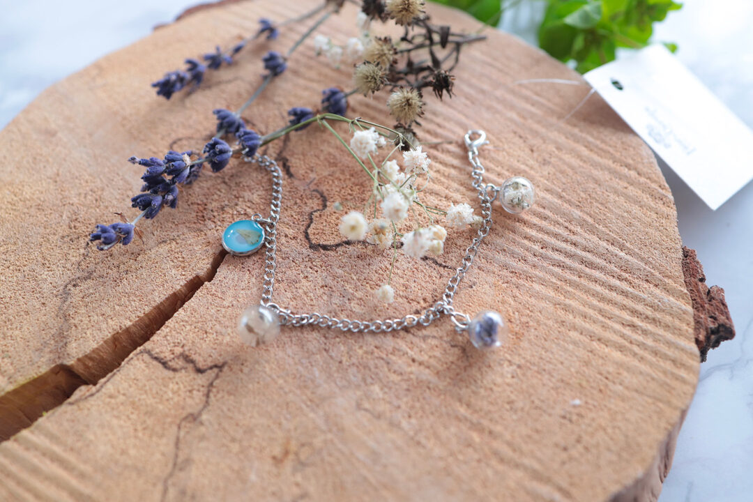 Bracciale con lavanda " stretto legame " e dente di leone" esprimi un desiderio" - immagine 2